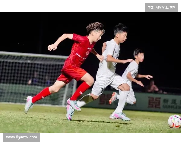 中国足球小将项目成果显现，年轻球员获关注